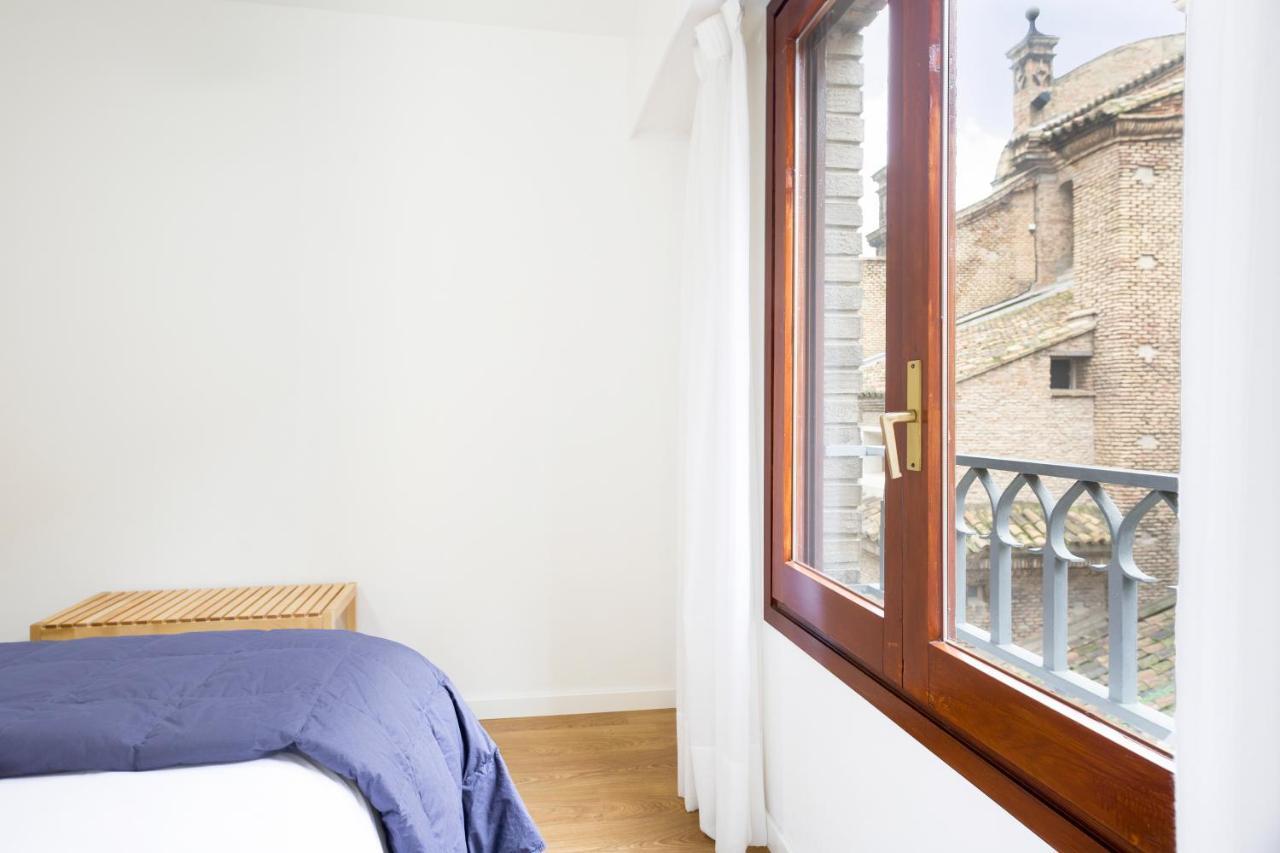 Apartamento Con Vistas En Centro Historico Zaragoza Dış mekan fotoğraf